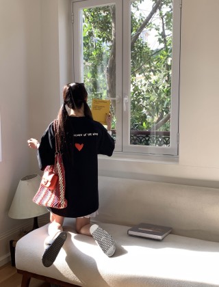 Black Oversized Short Sleeve T-Shirt with Red Heart Print view 9