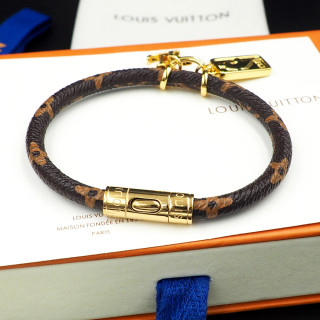 Louis Vuitton x NBA Hang It Monogram Canvas Bracelet Gold view 7