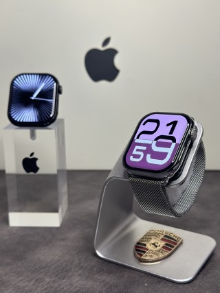 Apple Watch S10 46mm Titanium Silver Replica view 2