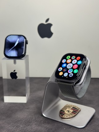 Apple Watch S10 46mm Titanium Silver Replica view 3