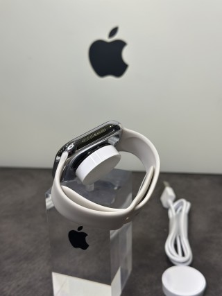 Apple Watch S10 46mm Titanium Silver Replica view 7