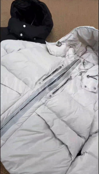 Premium Puffer Down Jacket White & Black video