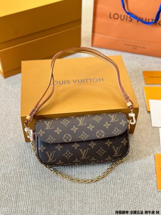 Louis Vuitton Wallet on Chain Ivy Shoulder Bag Monogram view 4