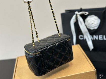 Chanel Black Quilted Box Bag with Gold Chain Strap view 5