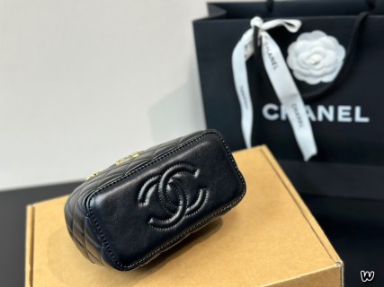 Chanel Black Quilted Box Bag with Gold Chain Strap view 6