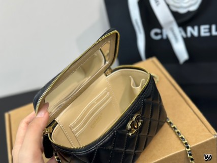 Chanel Black Quilted Box Bag with Gold Chain Strap view 7