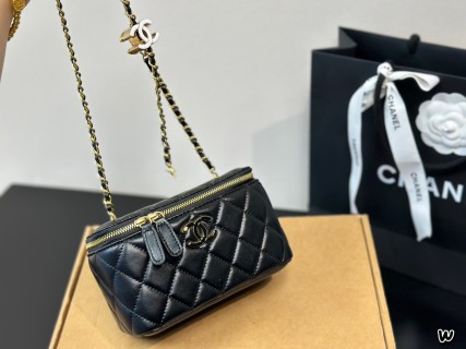 Chanel Black Quilted Box Bag with Gold Chain Strap view 8