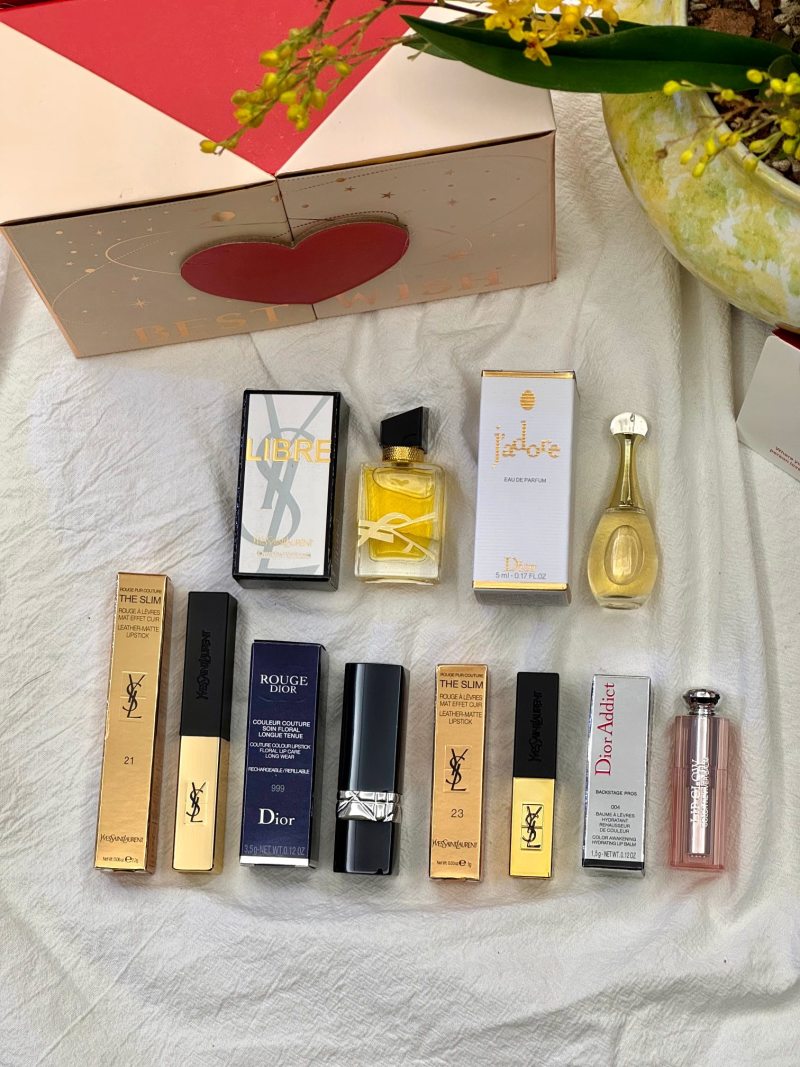 Luxury Beauty & Fragrance Dual-Door Heart Gift Box Set view