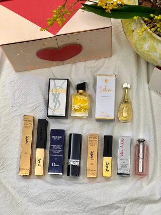 Luxury Beauty & Fragrance Dual-Door Heart Gift Box Set view 7