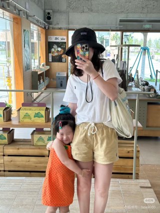 Polo Ralph Lauren Cream Chino Shorts view 7