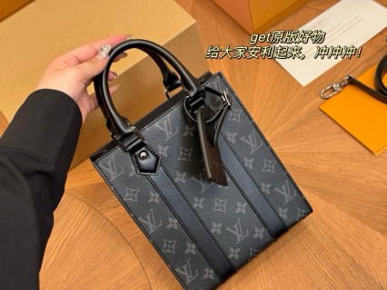 Louis Vuitton Sac Plat Voyager Monogram Tote Bag Black view 2