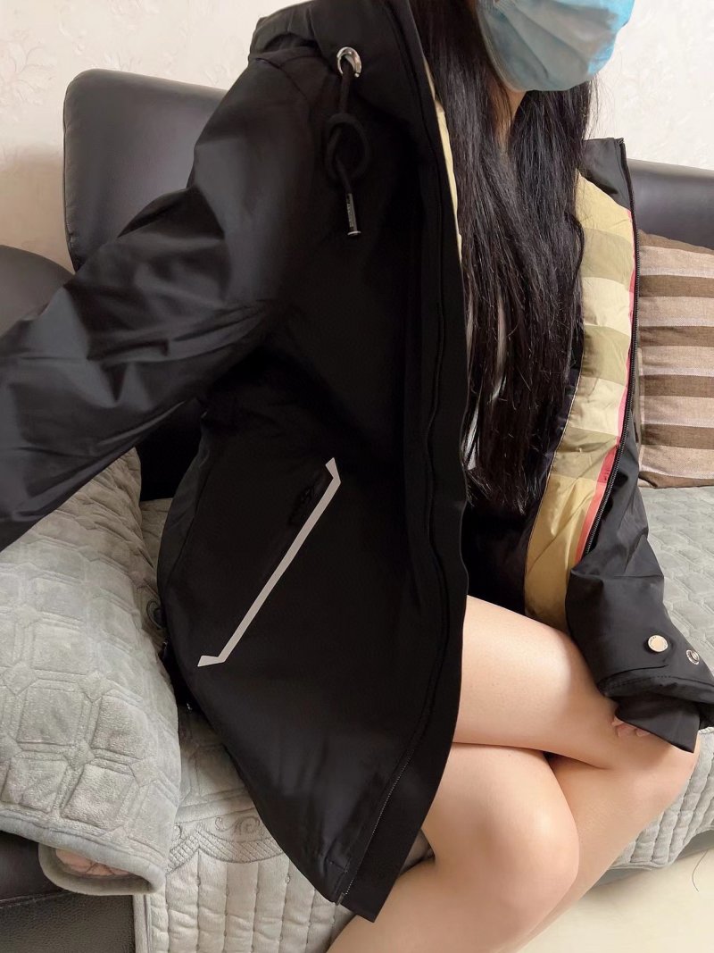 Burberry Black & Beige Colorblock Down Jacket view