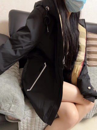 Burberry Black & Beige Colorblock Down Jacket view 6
