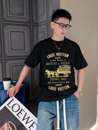 Louis Vuitton Articles de Voyage Black T-Shirt view 3