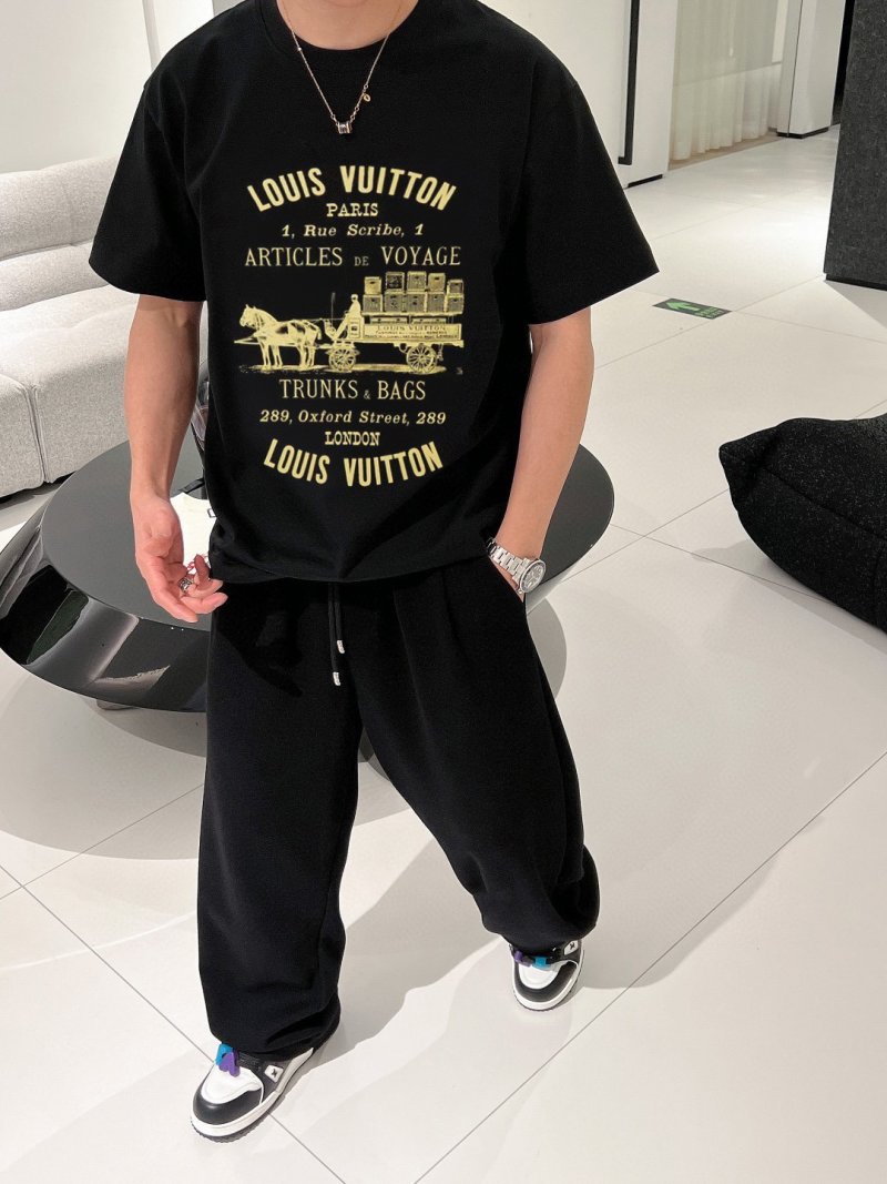Louis Vuitton Articles de Voyage Black T-Shirt view