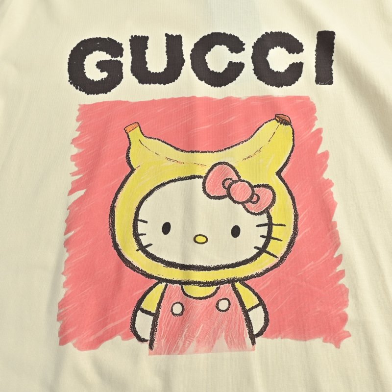 Gucci Hello Kitty Graphic White T-Shirt view