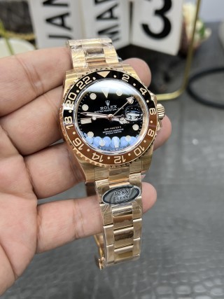 Rolex GMT-Master II 40mm Rose Gold Black Dial view 4