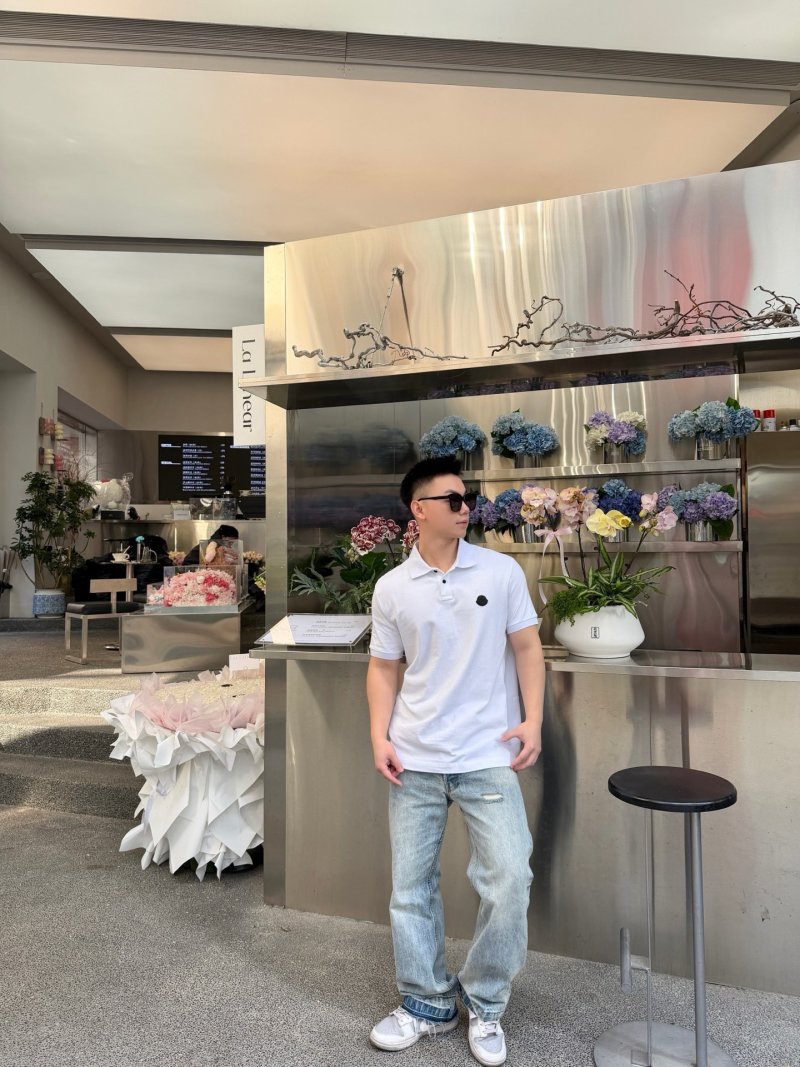 Moncler White Short-Sleeve Polo Shirt view
