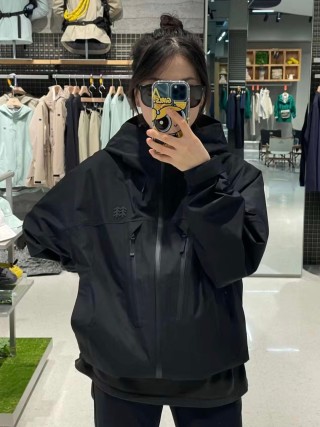 Stone Island Black Lightweight Hooded Jacket