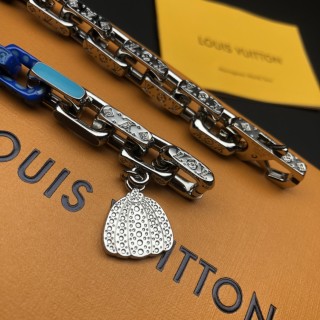 Louis Vuitton LV x YK Paradise Chain Bracelet Silver Blue view 7