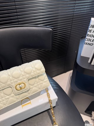 Dior Jolie Top Handle Mini Chain Bag Cream view 4