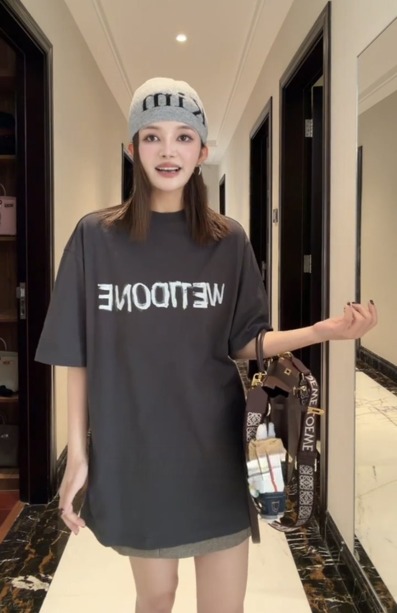 Black Welcome Oversized Short Sleeve T-Shirt