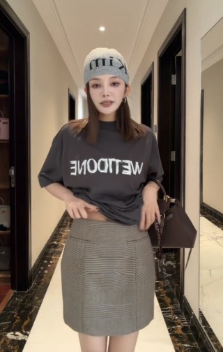 Black Welcome Oversized Short Sleeve T-Shirt view 7