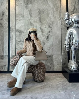 Miu Miu Beige Wool Cardigan Jacket with Mink Collar view 9