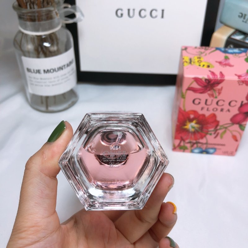 Gucci Flora Gardenia 50ML Eau de Parfum view