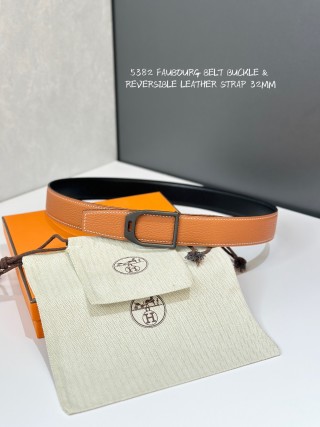 Hermès 5382 Reversible Leather Belt 32mm Brown view 4