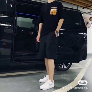 Burberry Black T-Shirt with Vintage Check Pocket view 3