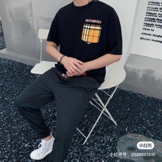 Burberry Black T-Shirt with Vintage Check Pocket view 4
