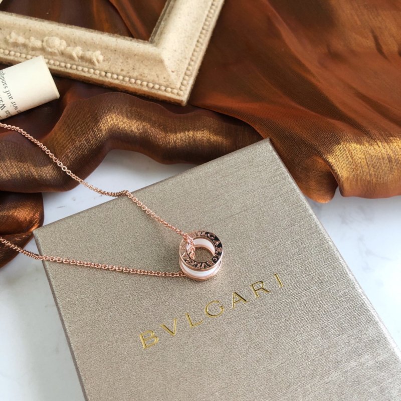 Bvlgari Rose Gold White Ceramic Pendant Necklace