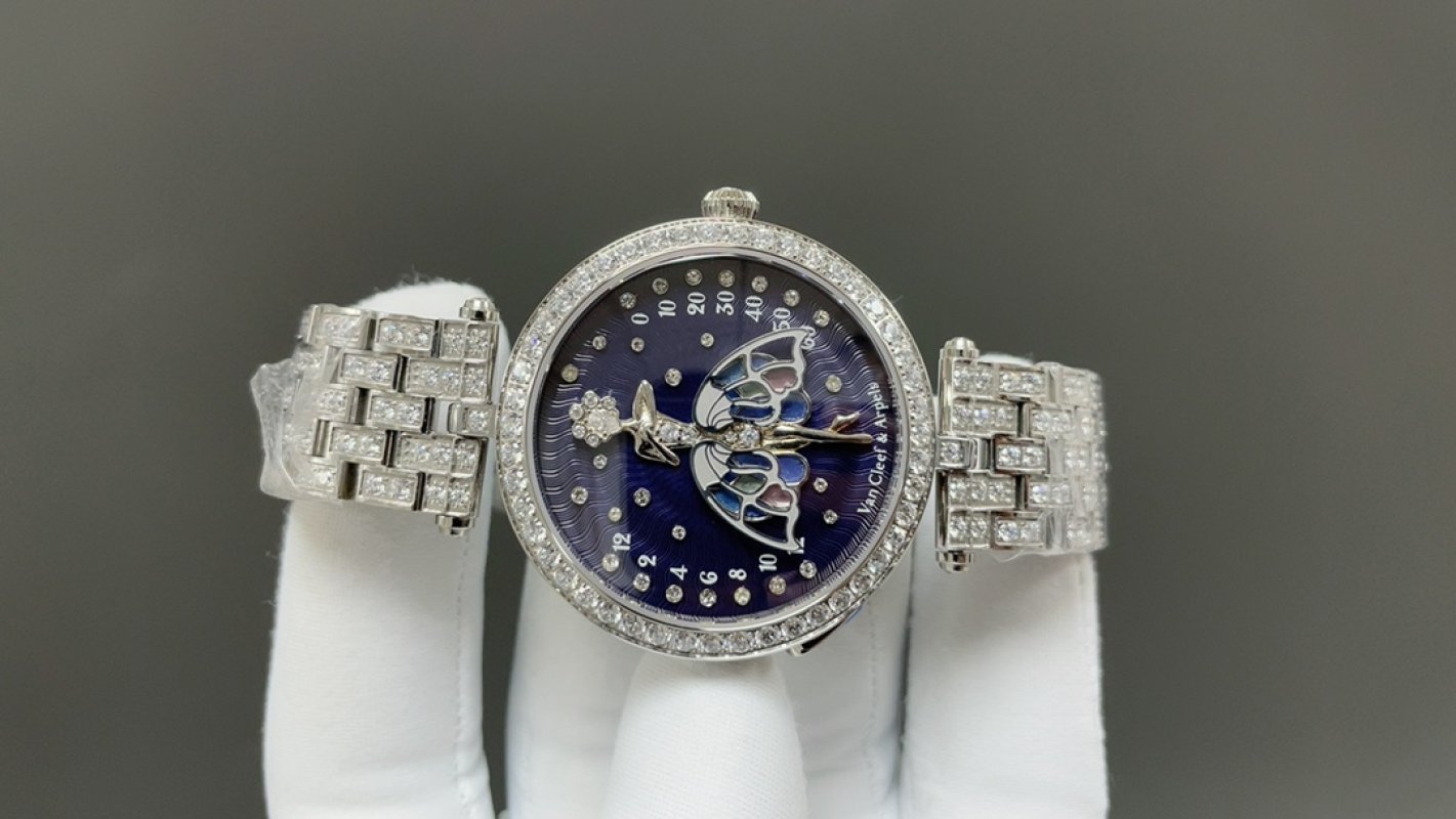 Van Cleef & Arpels Angel Wings Diamond Watch - Navy view