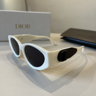 Dior Oval Frame Sunglasses - White/Black view 4