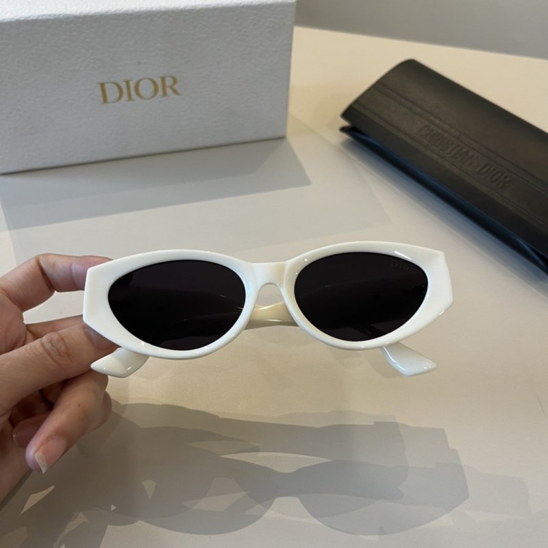 Dior Oval Frame Sunglasses - White/Black view
