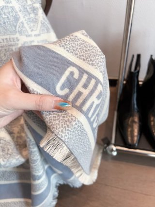 Dior ZP166 Twill Square Scarf – Grey & Cream view 3
