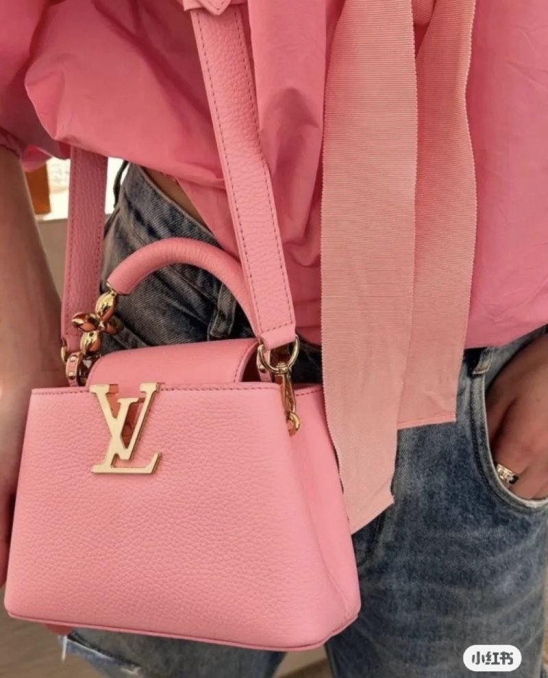 Louis Vuitton Capucines MM Orange Leather Handbag view