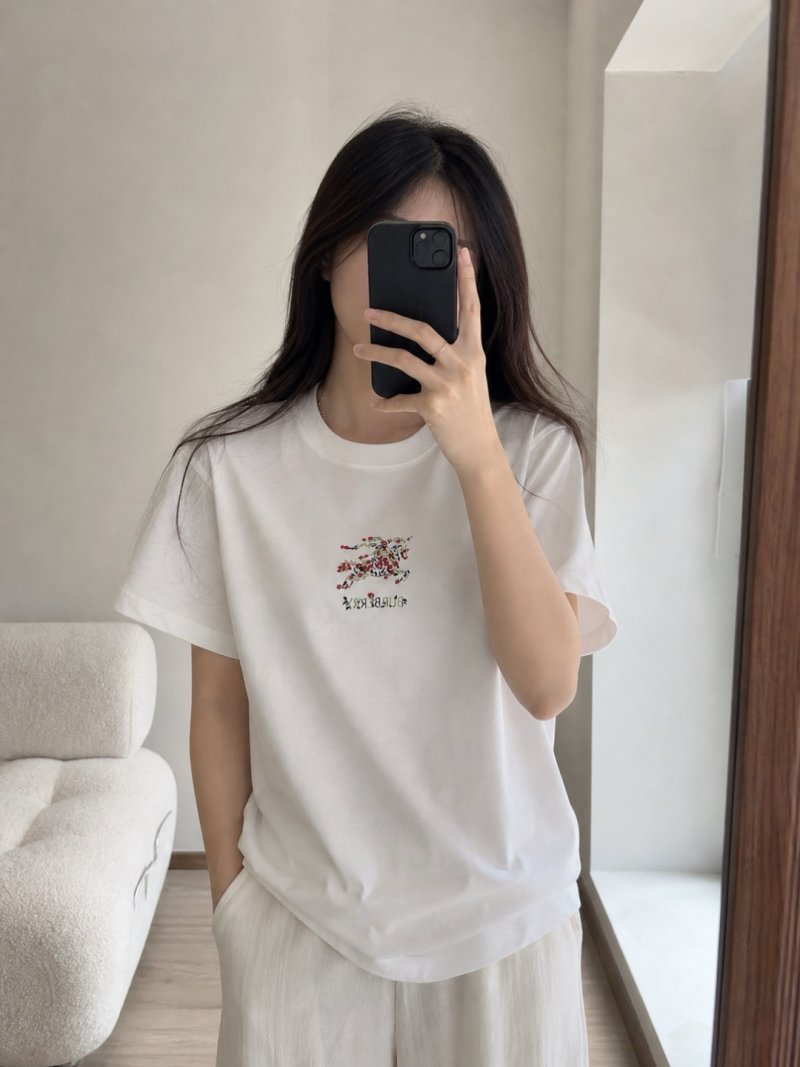 White Embroidered Short Sleeve T-Shirt with Floral Print
