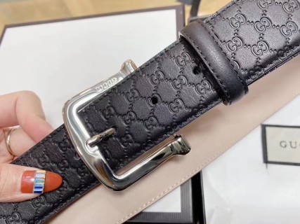 Gucci GG Monogram Black Leather Belt with Metal Buckle view 3
