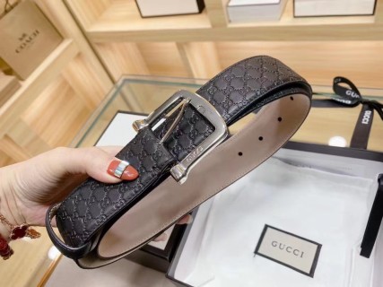 Gucci GG Monogram Black Leather Belt with Metal Buckle view 4