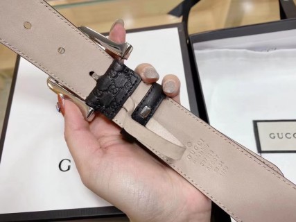 Gucci GG Monogram Black Leather Belt with Metal Buckle view 5