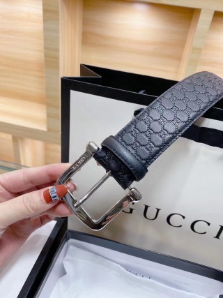 Gucci GG Monogram Black Leather Belt with Metal Buckle view 6