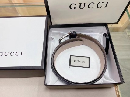 Gucci GG Monogram Black Leather Belt with Metal Buckle view 7