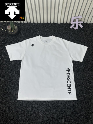 Descente Classic Logo T-Shirt White view 2