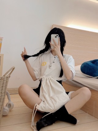 White Oversized Short-Sleeve T-Shirt with Small Logo view 3