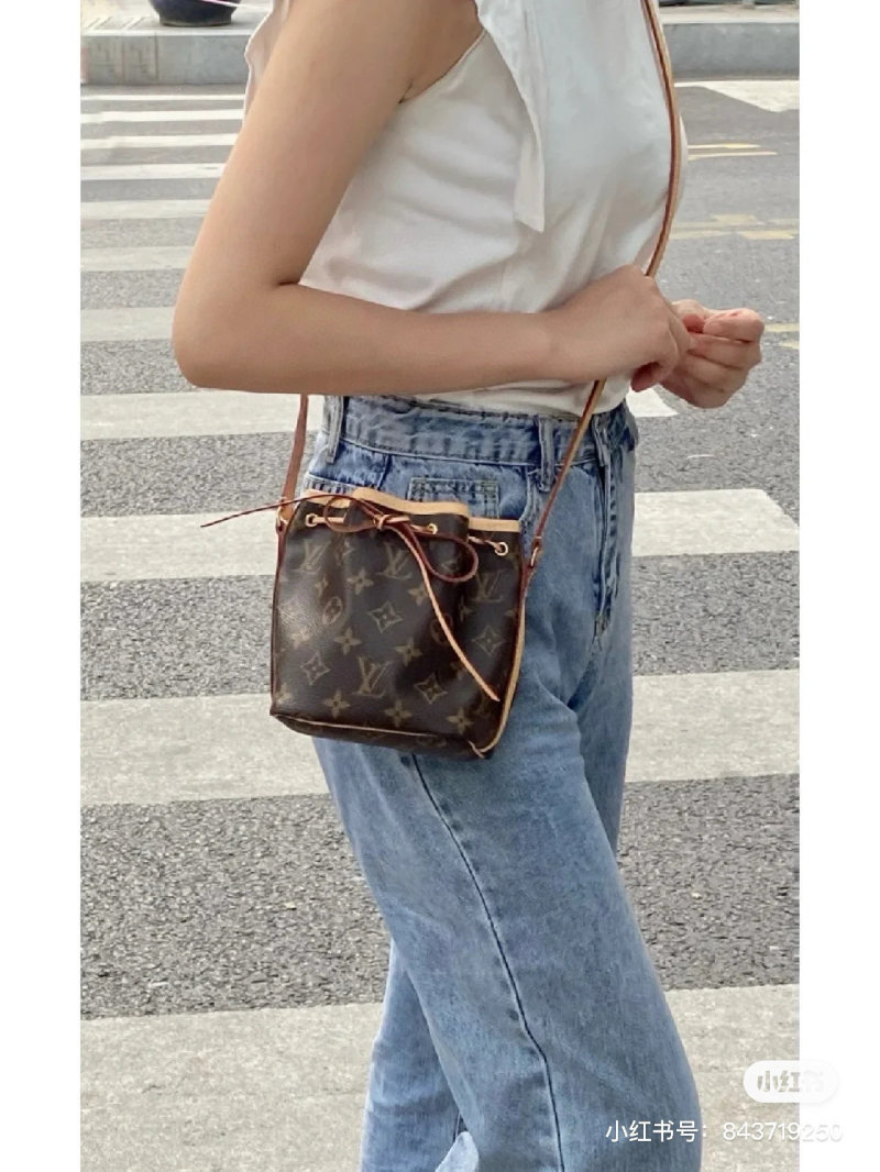 Louis Vuitton Monogram Bucket Bag Brown view
