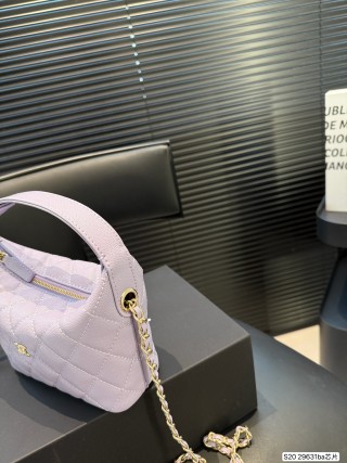 Chanel Quilted Hobo Bag Light Pink view 4