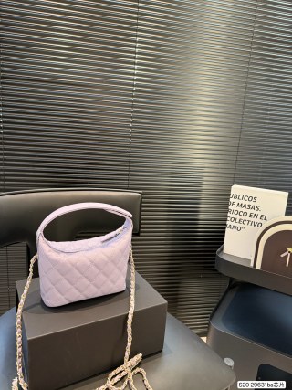 Chanel Quilted Hobo Bag Light Pink view 5