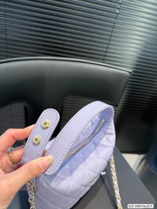 Chanel Quilted Hobo Bag Light Pink view 8